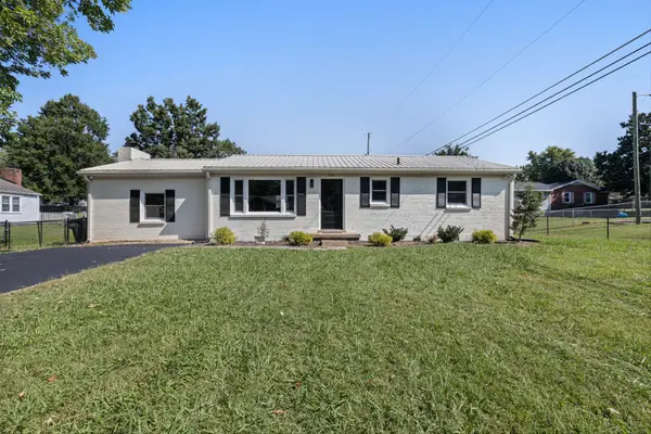 2706 Driftwood Dr, Springfield, TN 37172