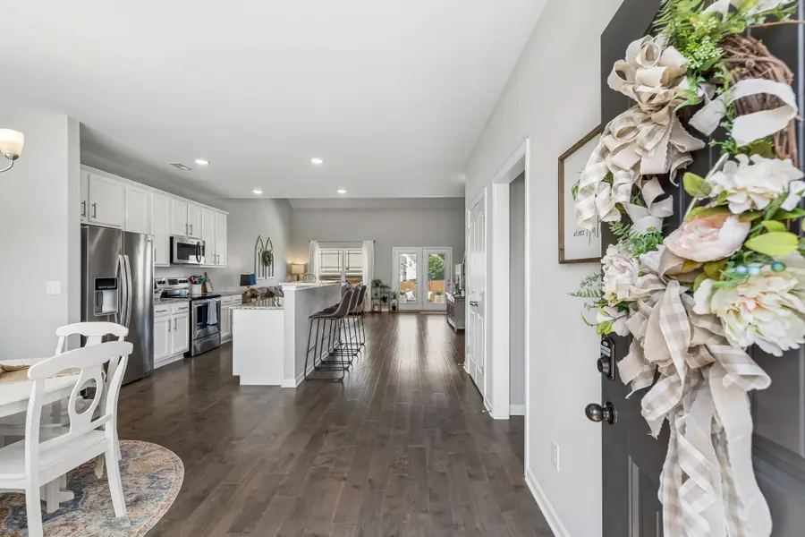 610 Whirlaway Dr, Burns, TN 37029 - #2