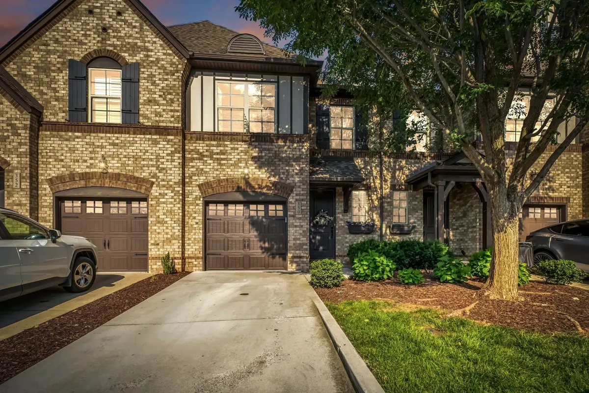350 Coronado Pvt Cir, Hendersonville, TN 37075 - #1