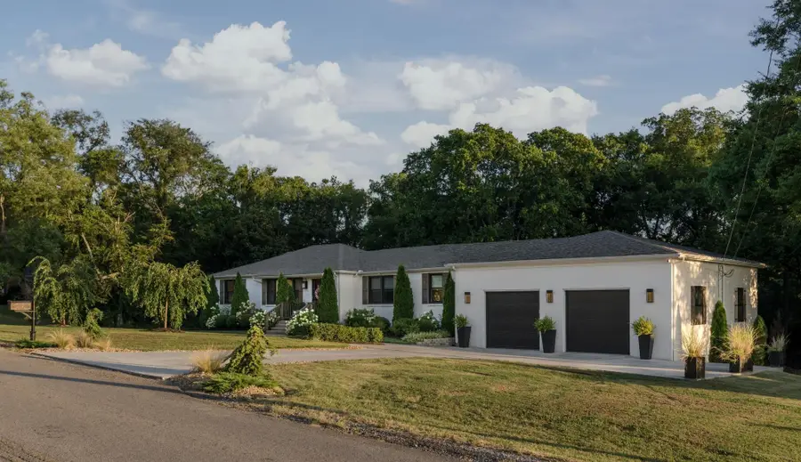 2805 Lincoya Dr, Nashville, TN 37214 - #3
