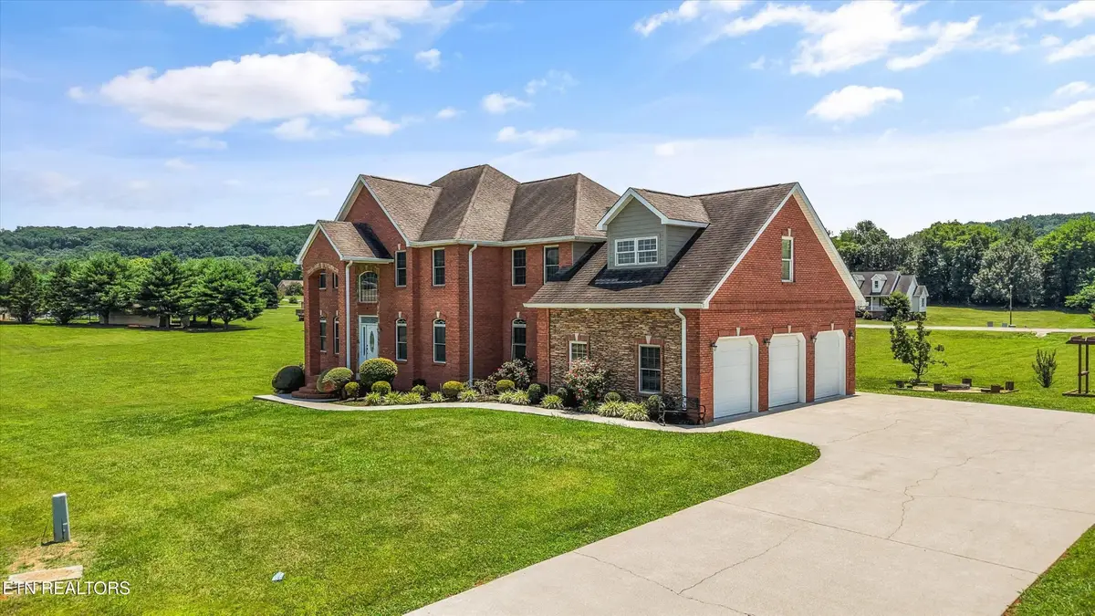 121 St James St, Sweetwater, TN 37874 - #1