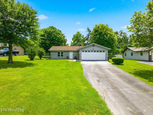 409 Windrush Circle, Sevierville, TN 37862