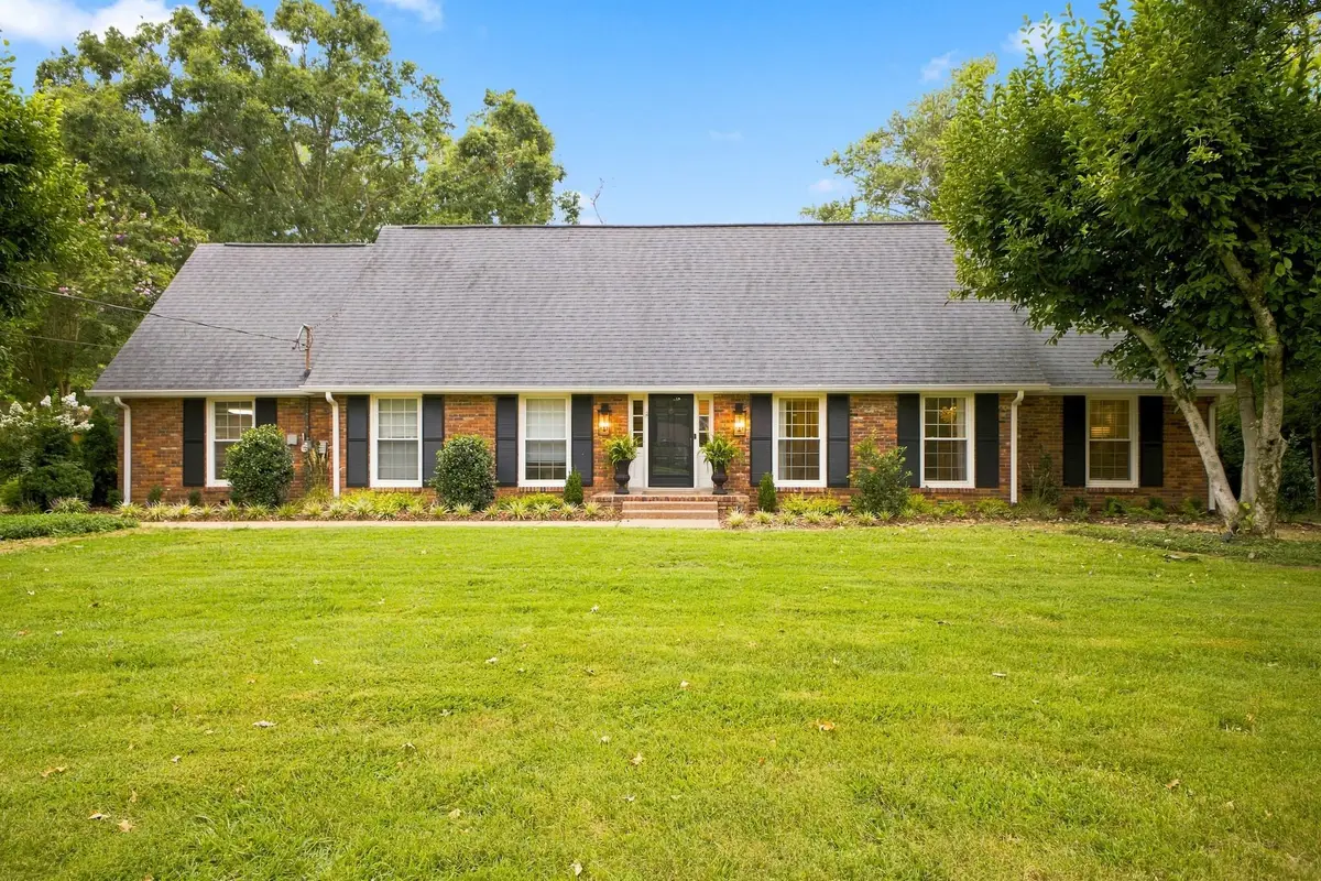 701 Shenandoah Dr, Brentwood, TN 37027 - #1