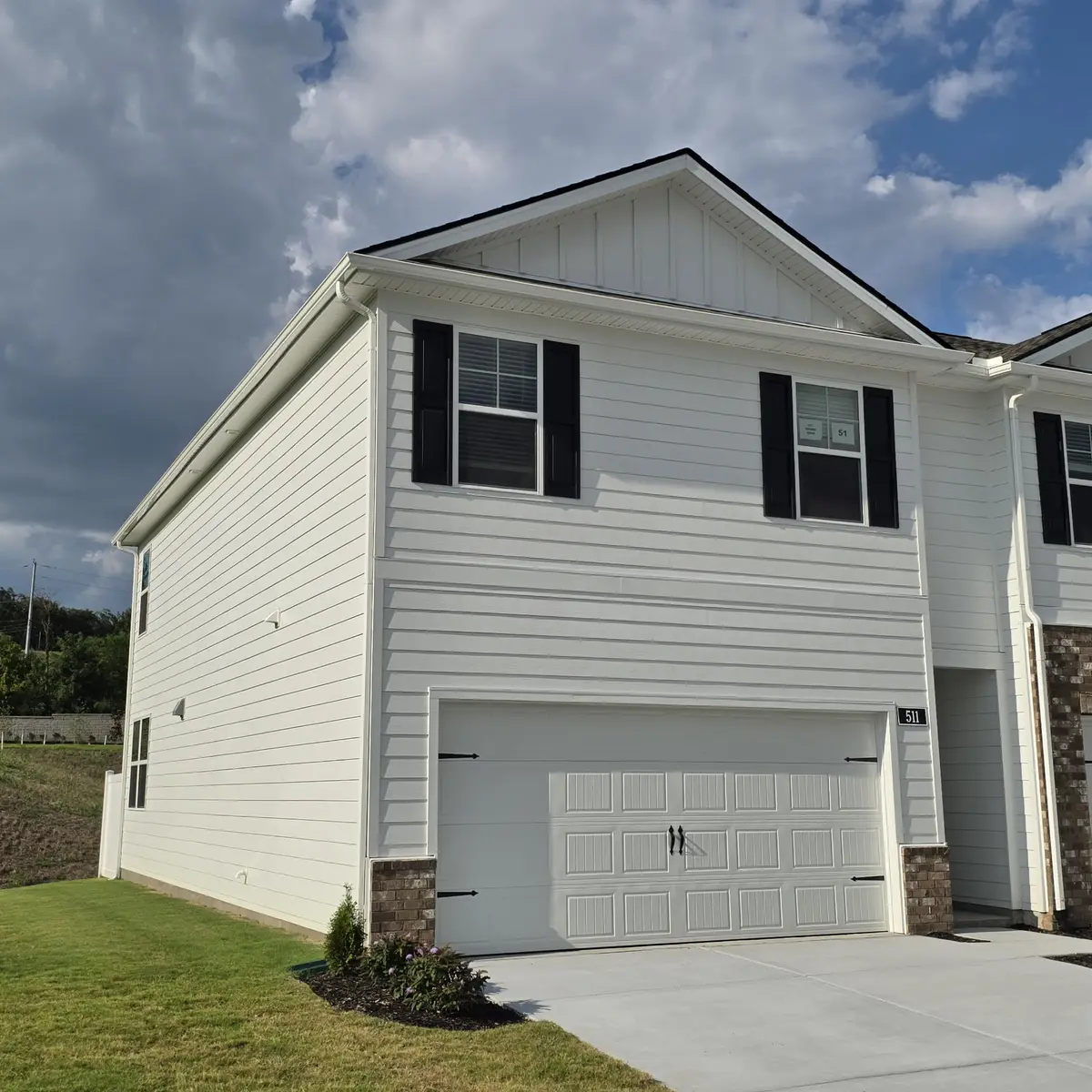 511 Mound Rd, La Vergne, TN 37086 - #1