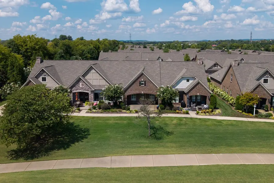 266 Bellingdon Dr, Gallatin, TN 37066 - #3