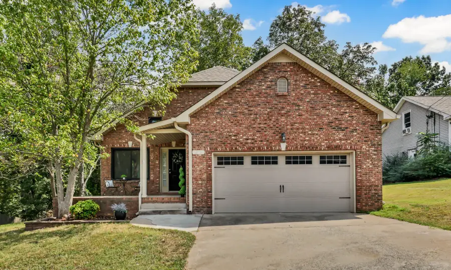 273 Shiloh Rd, Clarksville, TN 37042 - #2