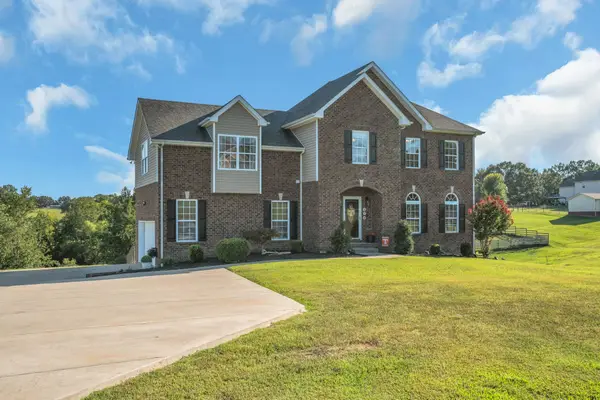 170 Lena Loop, Burns, TN 37029