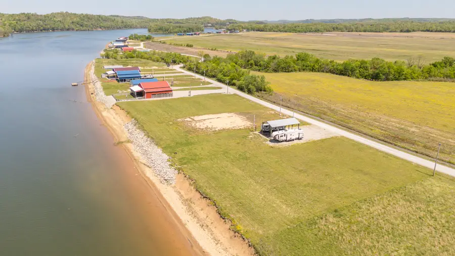 1901 Hardin Bottom River Rd, Clifton, TN 38425 - #3