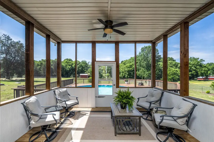 1412 Iron Bridge Rd, Columbia, TN 38401 - #3