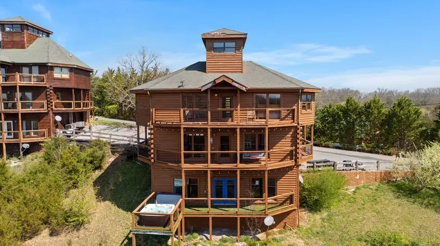2083 Kerr Rd, Sevierville, TN 37876 - #2