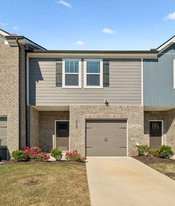 2203 Kulshan Ct, Lebanon, TN 37087