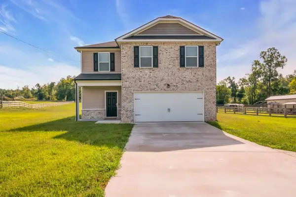 1055 E Piney Rd, Dickson, TN 37055