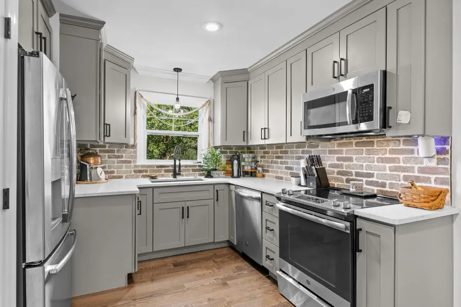 935 Barron Rd, Lewisburg, TN 37091 - #3