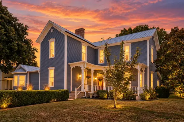1000 S High St, Columbia, TN 38401