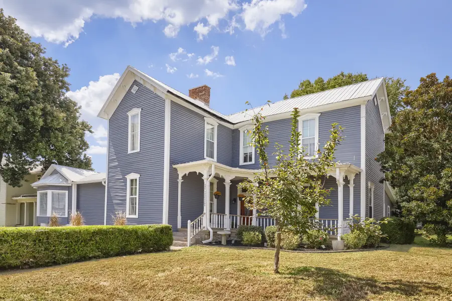 1000 S High St, Columbia, TN 38401 - #2