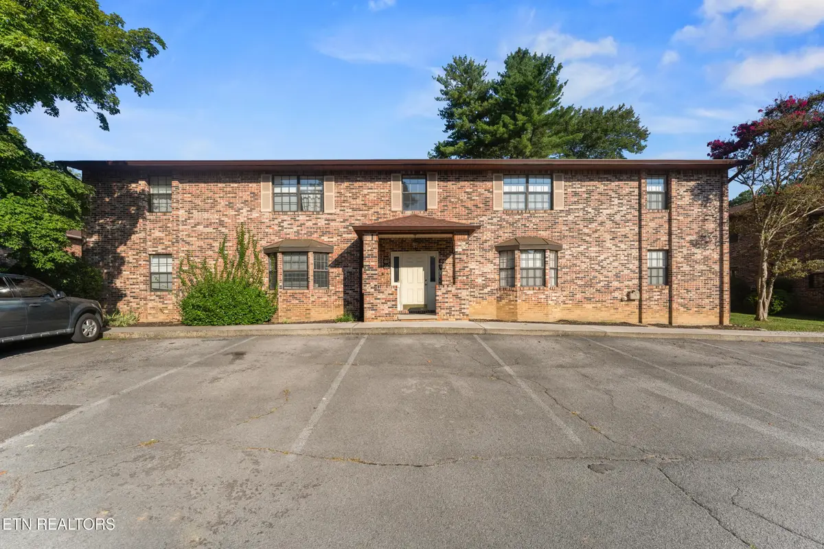 810 Highland Drive #604, Knoxville, TN 37912 - #1