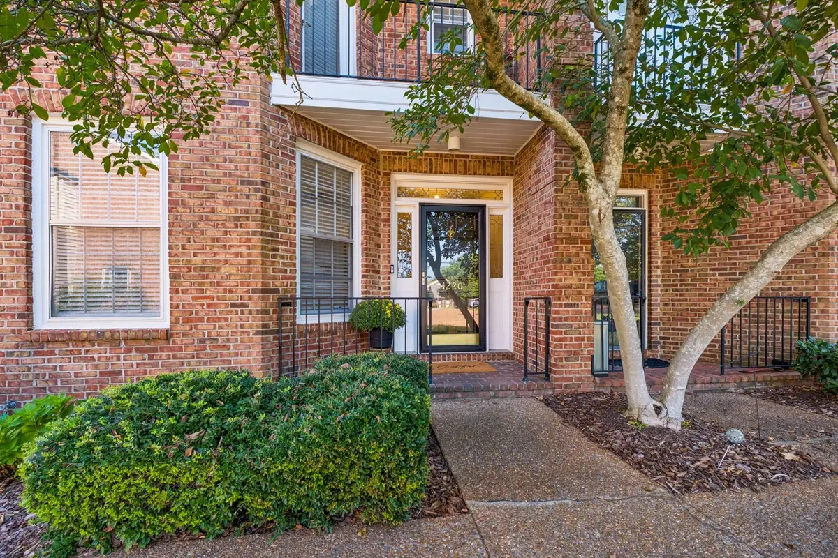 4220 Lone Oak Rd, Nashville, TN 37215 - #1