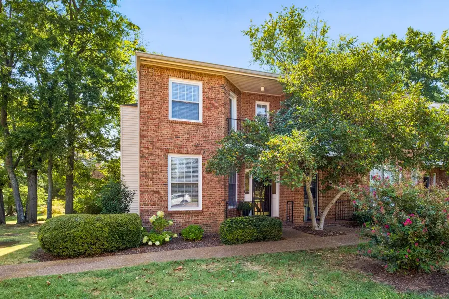 4220 Lone Oak Rd, Nashville, TN 37215 - #3