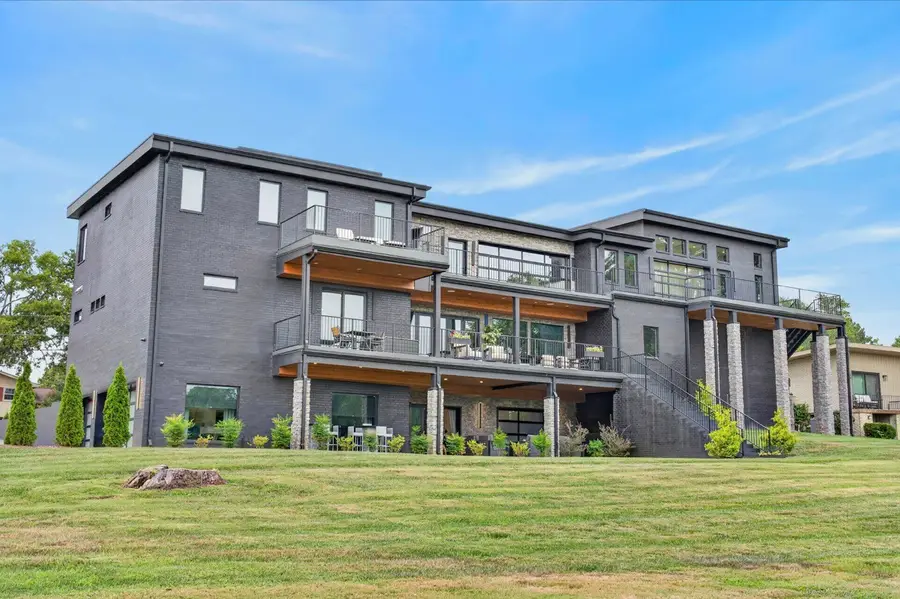 116 Fairways Dr, Hendersonville, TN 37075 - #2