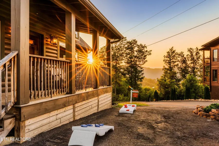 729 Bear Walk Way, Gatlinburg, TN 37738 - #3