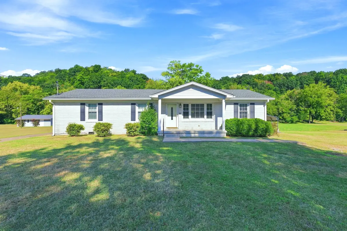 8364 Old Highway 43, Mount Pleasant, TN 38474 - #1