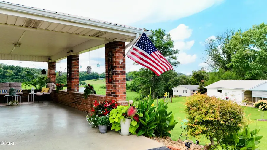 165 Unaka Drive, Mosheim, TN 37818 - #2