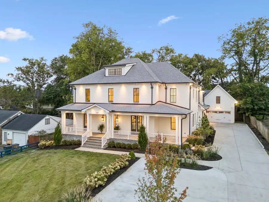 2301 Warfield Ln, Nashville, TN 37215 - #2