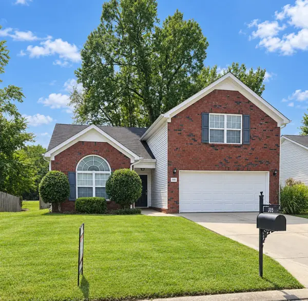 305 Sarava Ln, Smyrna, TN 37167