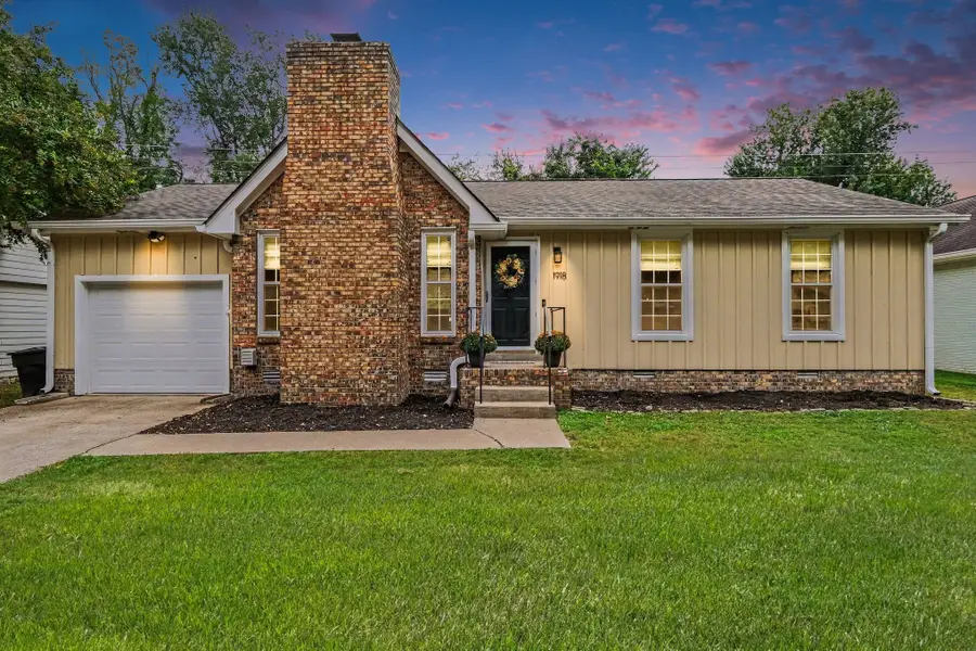 1918 Redbud Ct, Franklin, TN 37064 - #2