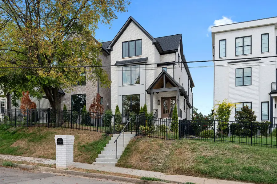 1008 Argyle Ave, Nashville, TN 37203 - #2