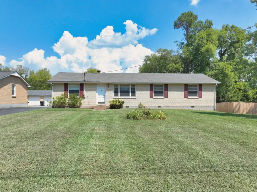 100 Mcbratney Dr, Hendersonville, TN 37075 - #2
