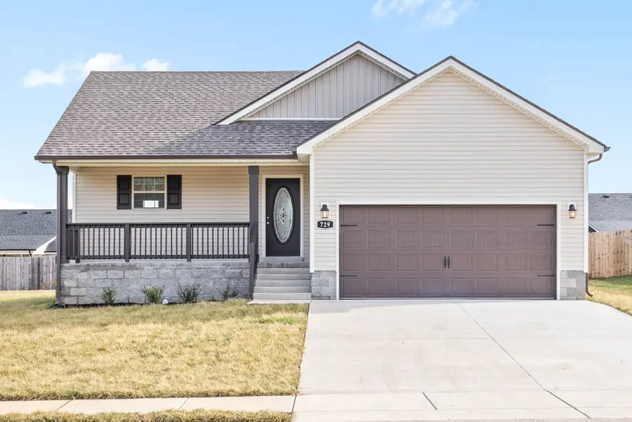 1498 Hallies Way, Clarksville, TN 37043 - #2