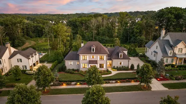 8645 Belladonna Dr, College Grove, TN 37046