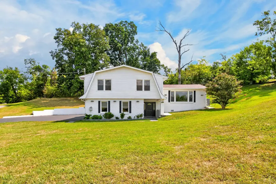 118 Catalpa Dr, Mount Juliet, TN 37122 - #2
