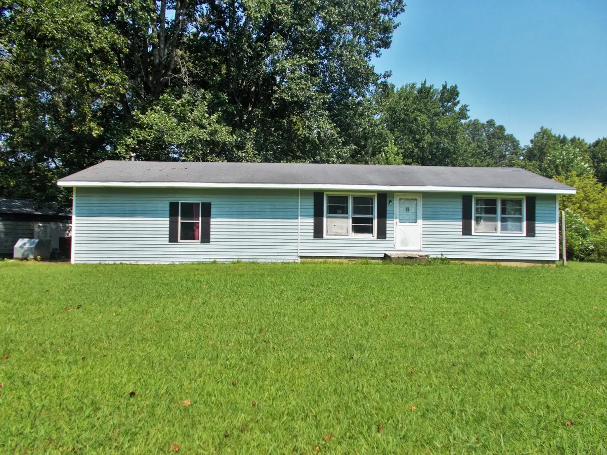 1955 Roundhouse Rd, Hollow Rock, TN 38342 - #1