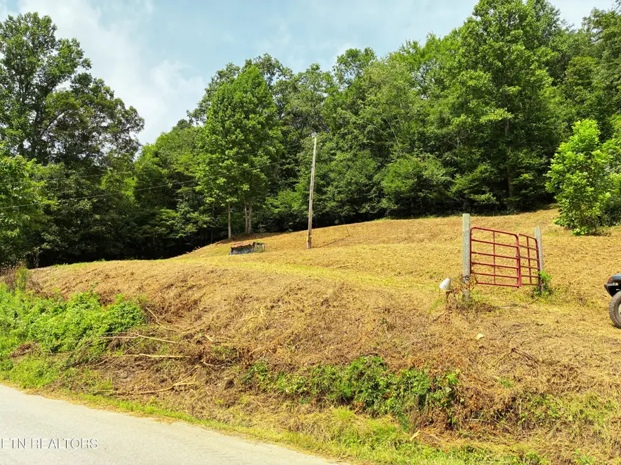 601 Vardy Blackwater Rd, Sneedville, TN 37869 - #2