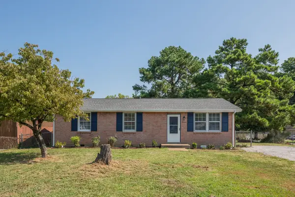 100 Karen Ray Ct, Antioch, TN 37013