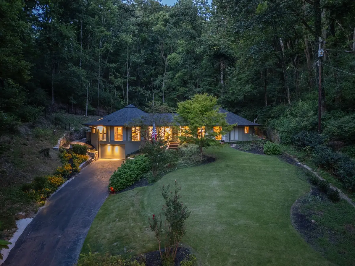5856 Beauregard Dr, Nashville, TN 37215 - #1