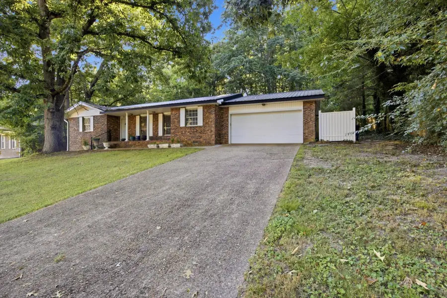 2500 Shenandoah Drive, Chattanooga, TN 37421 - #2