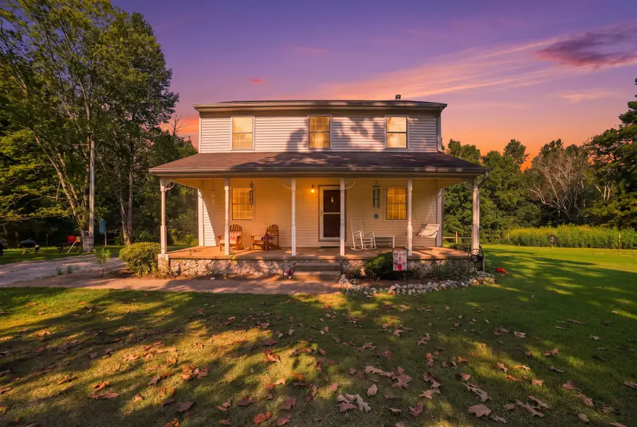 205 Harris St, Camden, TN 38320 - #2