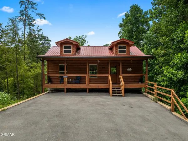 1533 Bear Valley Road, Sevierville, TN 37876
