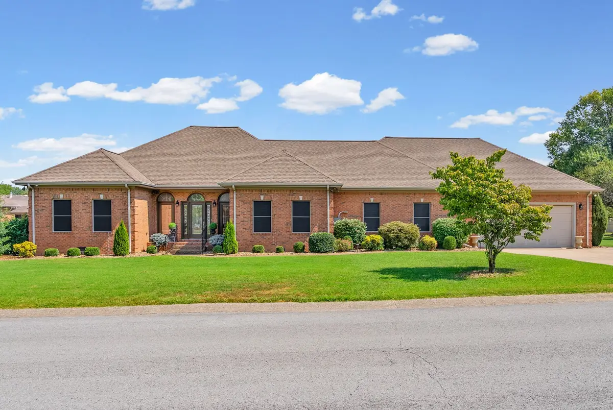 506 Sheffield Rd, Hopkinsville, KY 42240 - #1