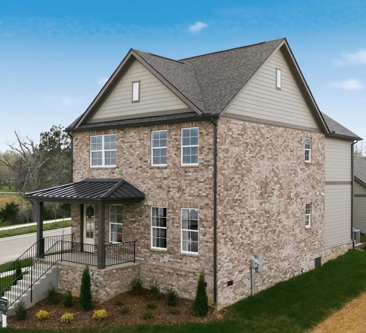 1801 Flatwaters St, Spring Hill, TN 37174 - #1