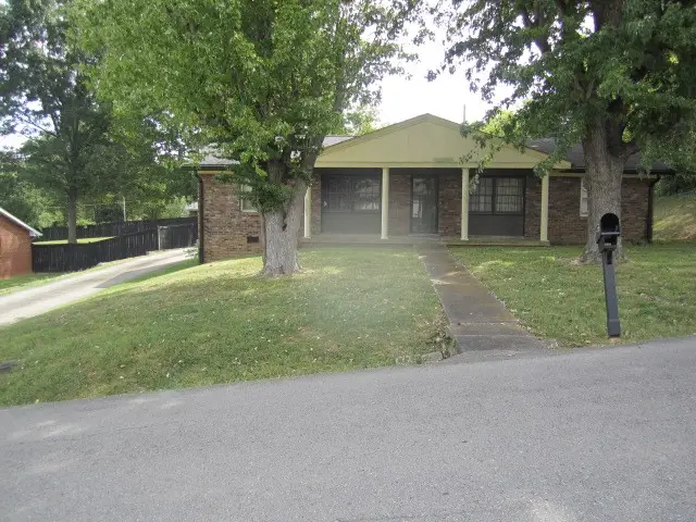 1140 Sugarberry Ln, Springfield, TN 37172 - #1