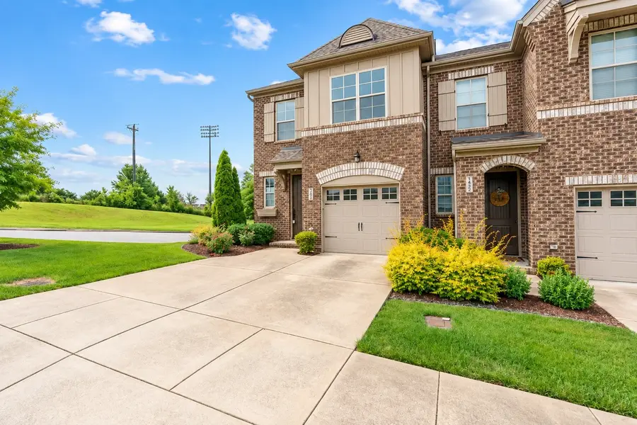 2065 Newark Ln, Thompsons Station, TN 37179 - #3