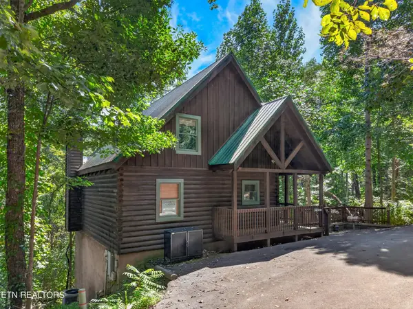 550 Wildwood Forest Way #5, Sevierville, TN 37876