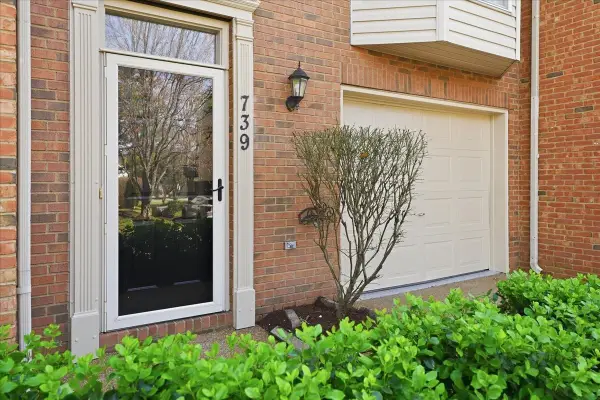 739 Huffine Manor Cir, Franklin, TN 37067