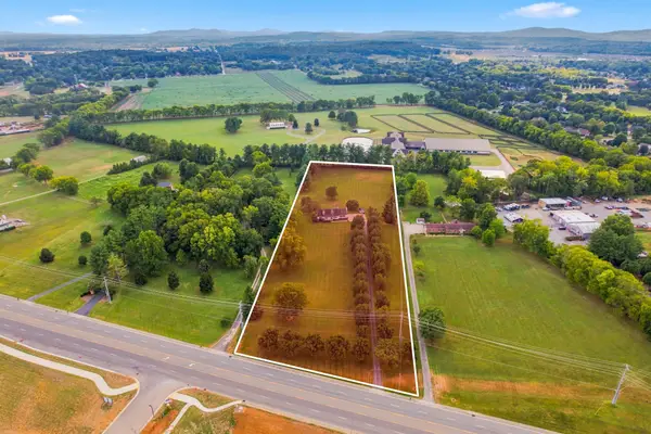 4881 Veterans Pkwy, Murfreesboro, TN 37128