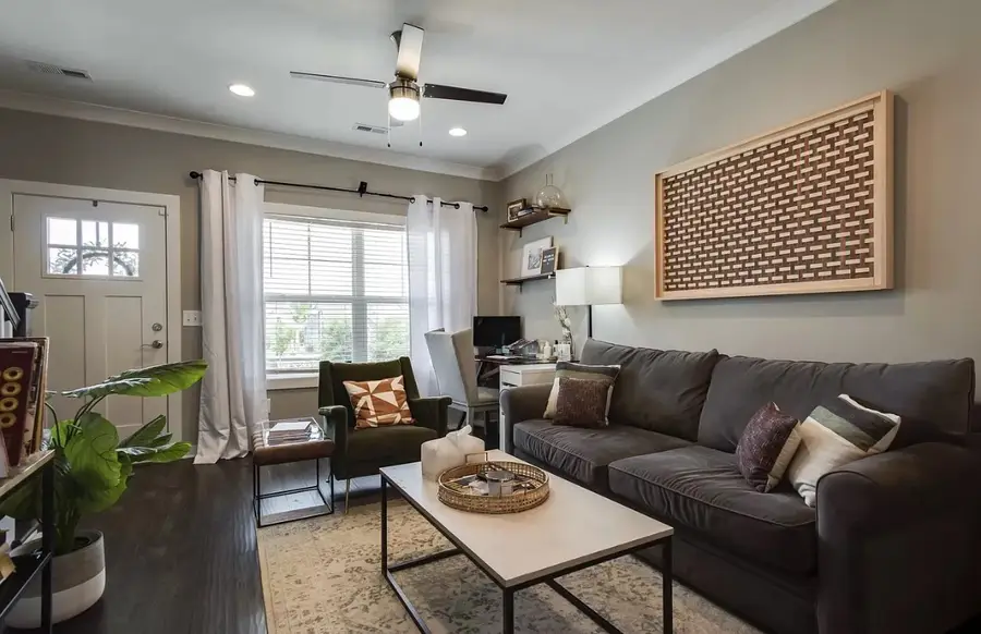 975 Ashland Place Dr, Nashville, TN 37218 - #3
