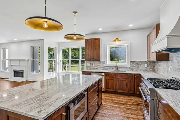 9316 Chesapeake Dr, Brentwood, TN 37027